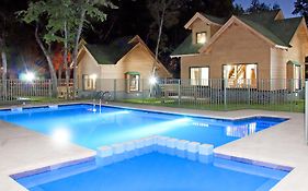 Cabanas y Lodge Los Hualles